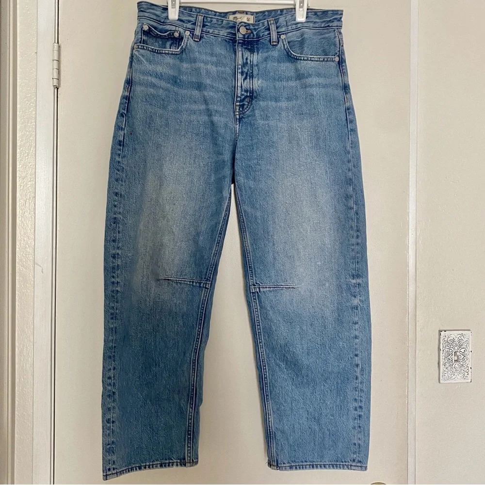 Madewell Darted Barrel Leg Jeans - Picture 4 of 6